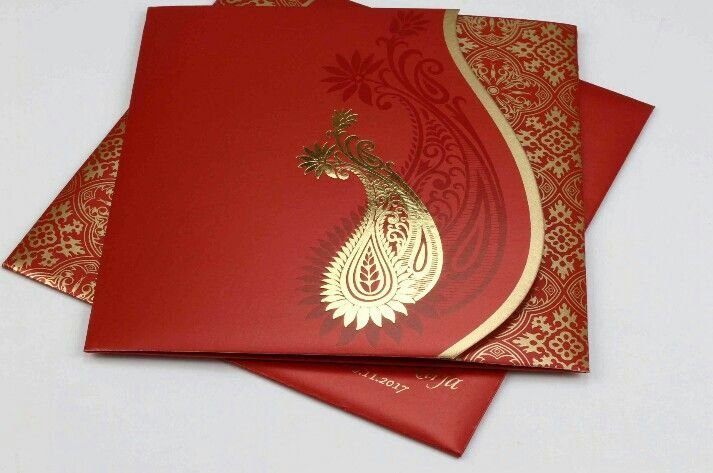 How to Design the Perfect Traditional Wedding Card