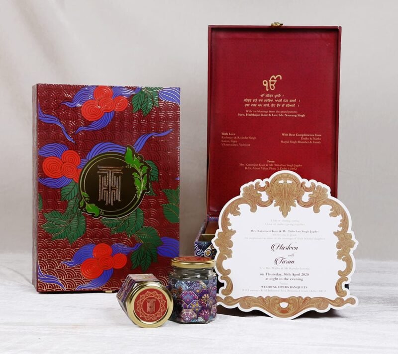 Asian Colorful Picture Art Designer Collectible Exclusive Wedding Invitaion Box