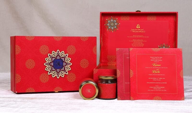 Red Artistic Designer Collectible Exclusive Wedding Invitaion Box